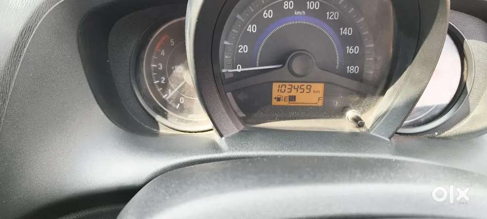 Honda Amaze Vx 2015 Top End Showroom Track Orginal