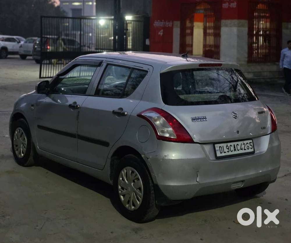 Maruti Suzuki Swift Lxi Option, 2012, Cng & Hybrids