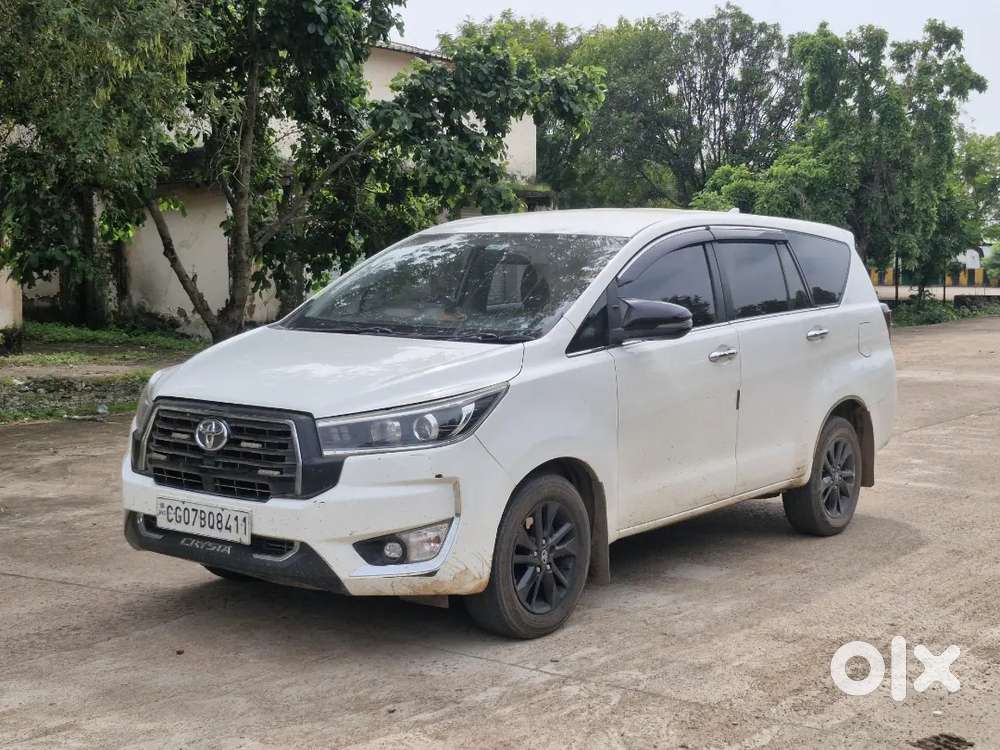 Toyota Innova Crysta 2019