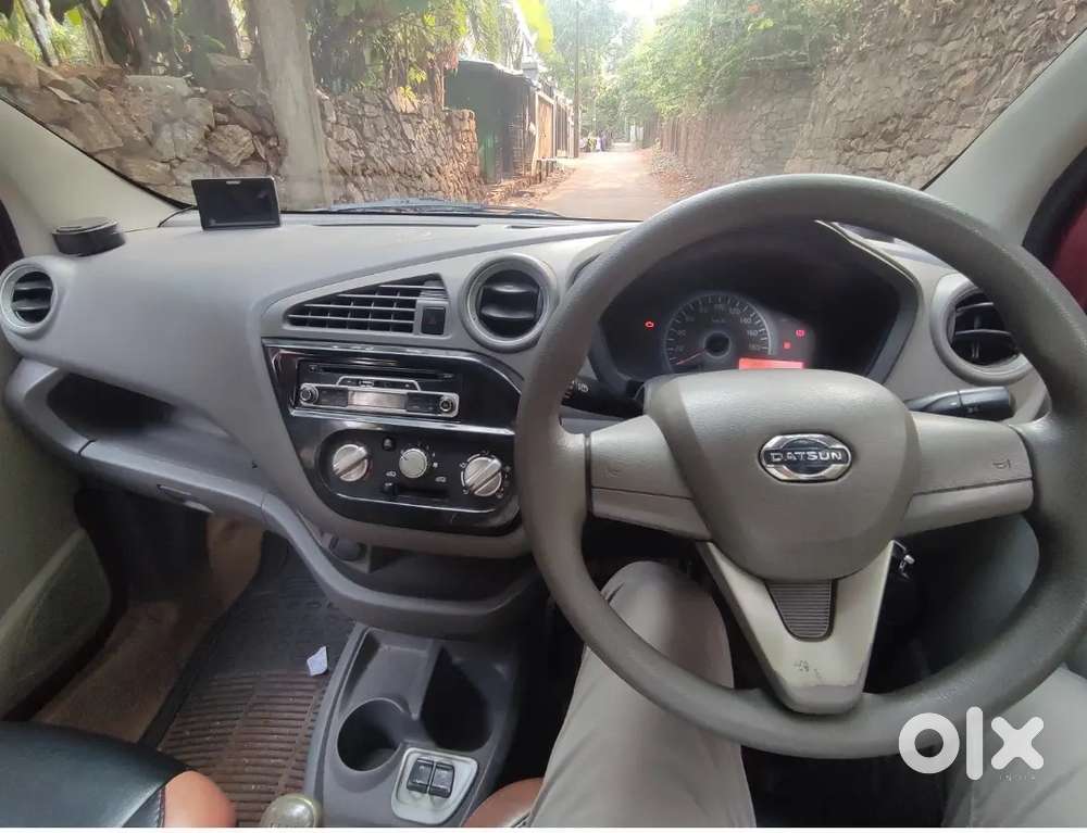 Datsun Redigo 0.8t(o) 2016 Model Red Colour