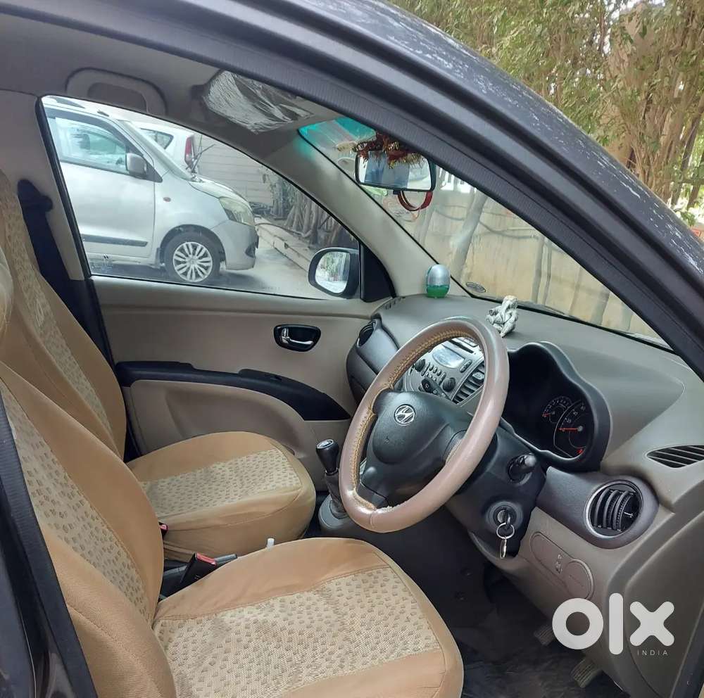 Hyundai I10 Sportz Model, Gray Color