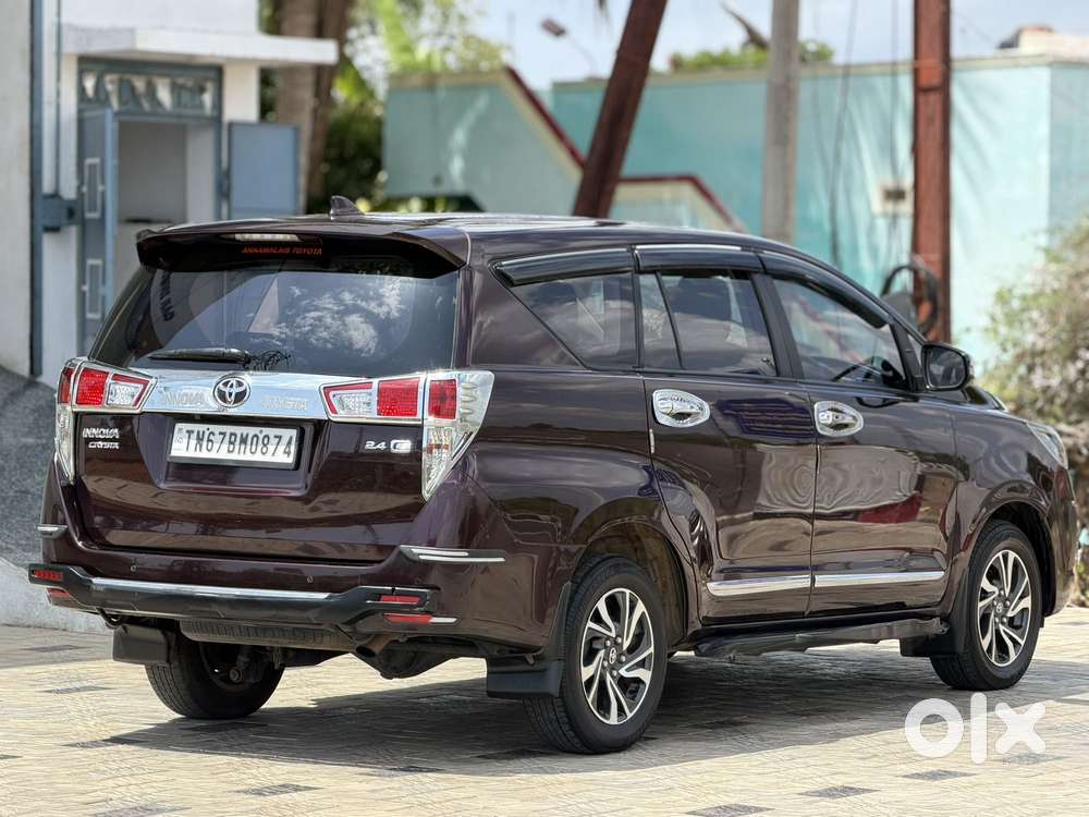 Toyota Innova Crysta 2.4 G Mt, 2021, Diesel