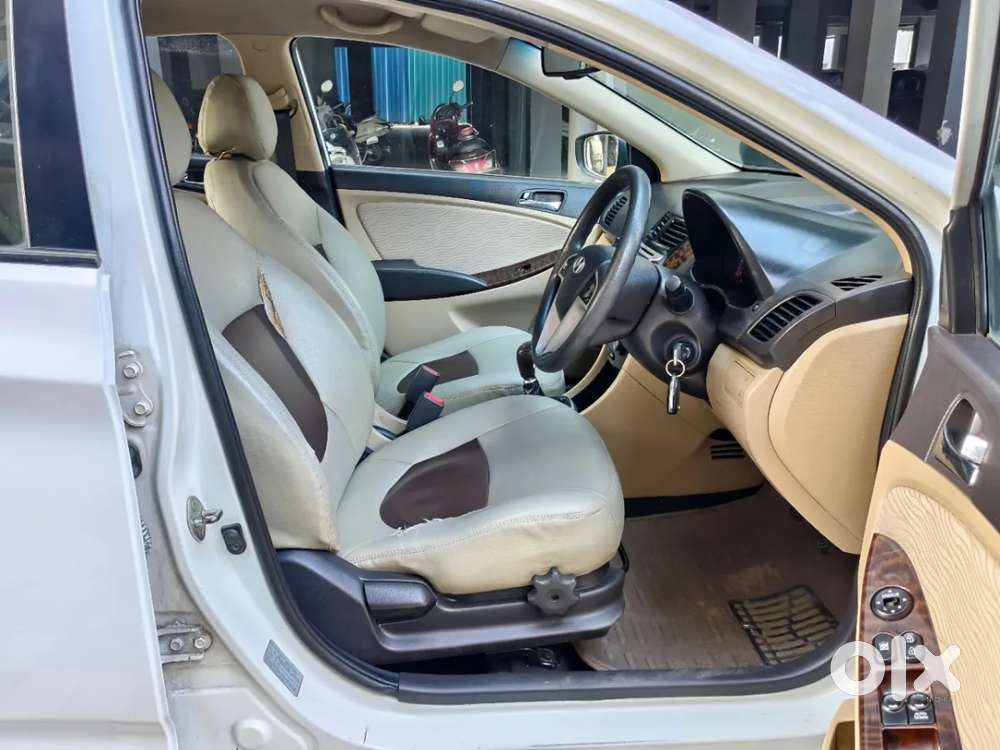 Hyundai Verna 1.6 Ex Vtvt, 2013, Petrol