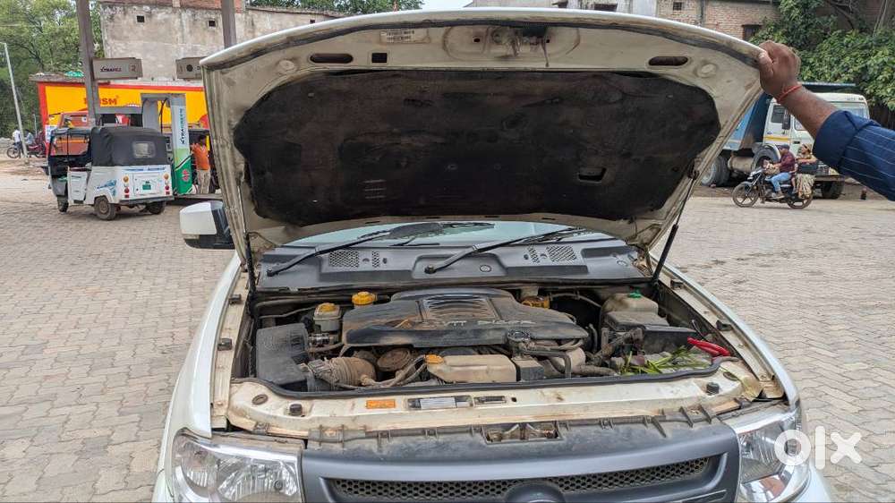 Tata Safari 2012– Excellent Engine, New Tyres, Insurance