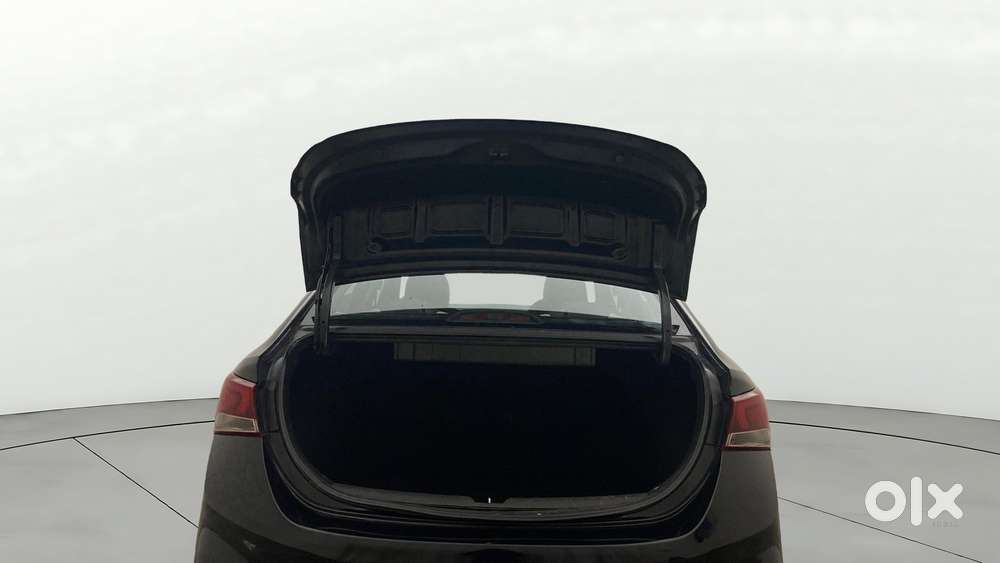 Hyundai Verna 1.6 Sx Crdi At, 2018, Diesel