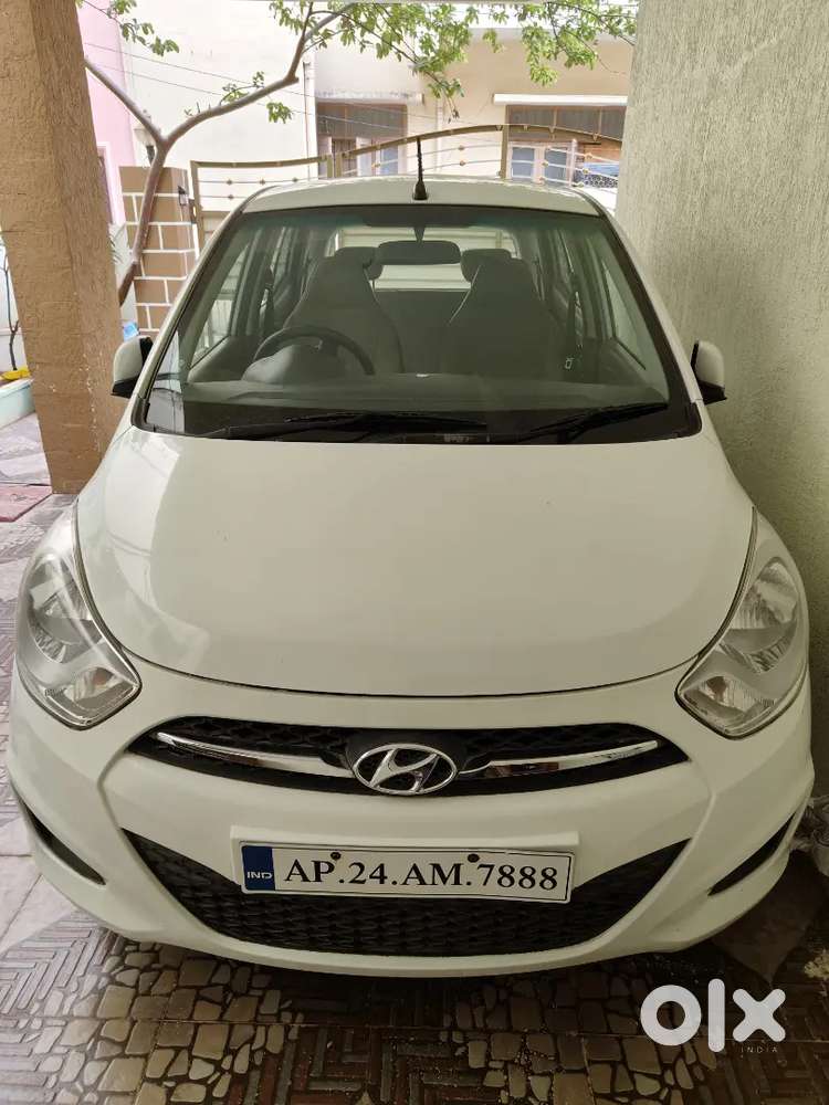 Hyundai I10 Sportz 2011