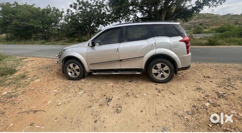 Mahindra Xuv500 2014 Diesel Manual 215000 Km Driven Ap Vehicle Fancyno