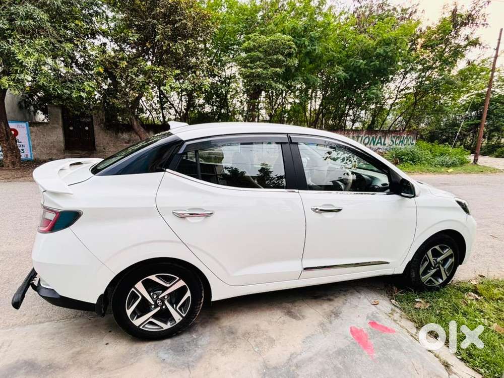 Hyundai Aura Sx Cng  Single Owner  Excellent Condition
