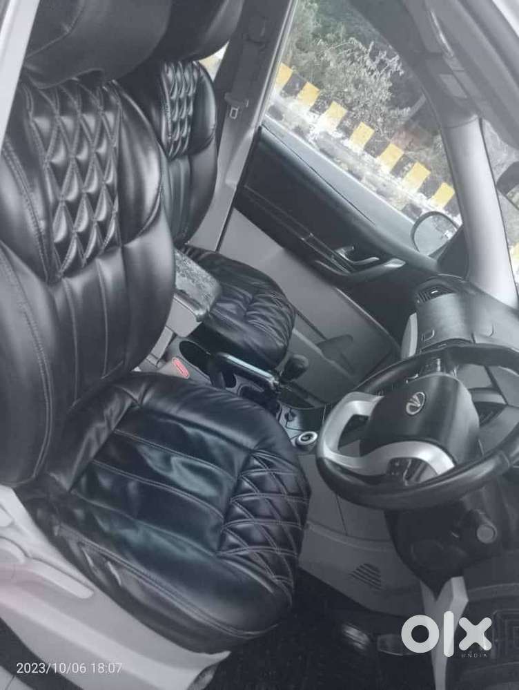 Mahindra Xuv500 2016 Diesel 140000 Km Driven