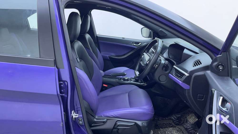 Tata Nexon Fearless Plus S Purple 1.2 Revotron Petrol 7dca Dual Tone..