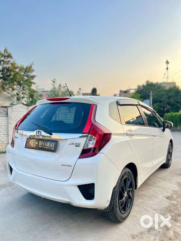 Honda Jazz 1.5 V I-dtec Mt, 2015, Diesel