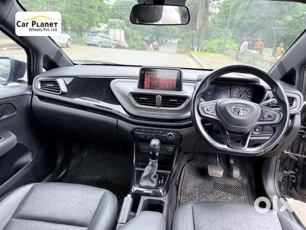 Tata Altroz 1.2 Xza Plus Dark Edition Dct, 2022, Petrol