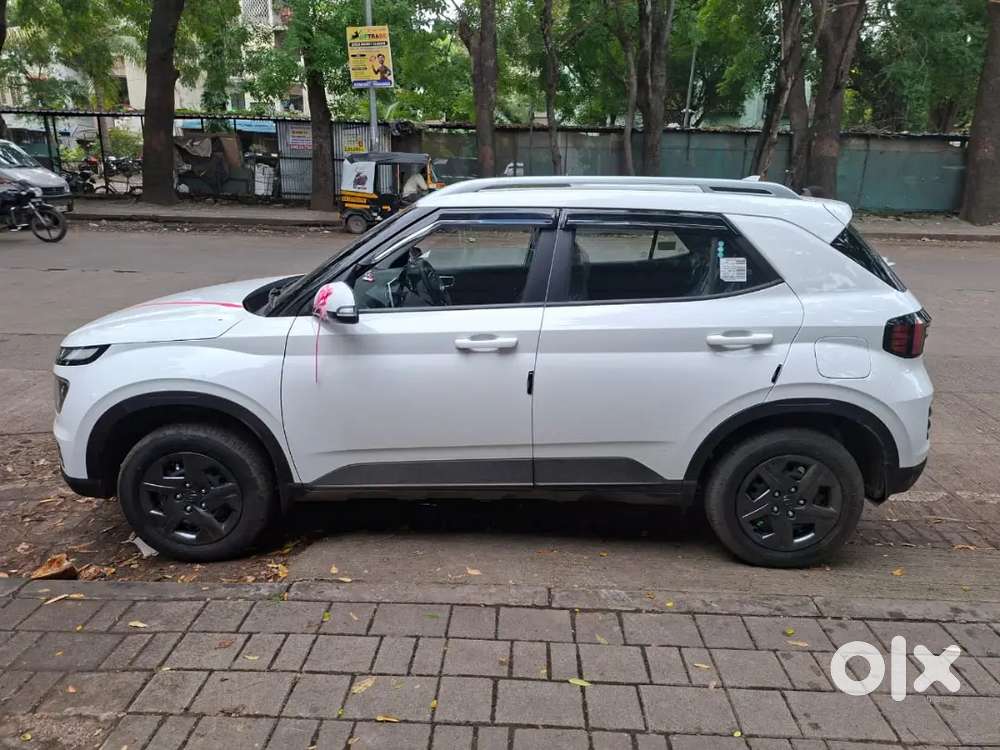 Hyundai New Venue 2025 Petrol Good Condition