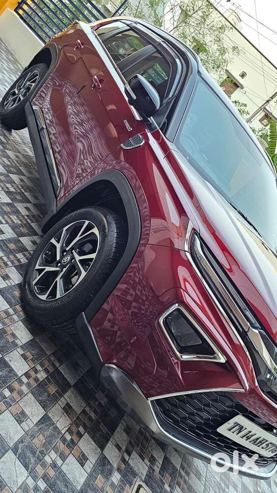 Toyota Urban Cruiser Hyryder 1.5 V Hybrid, 2024, Petrol