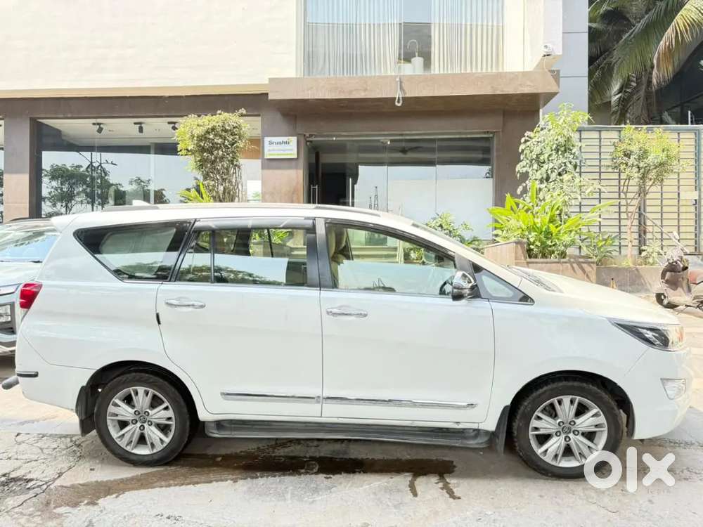 Toyota Innova Crysta 2019