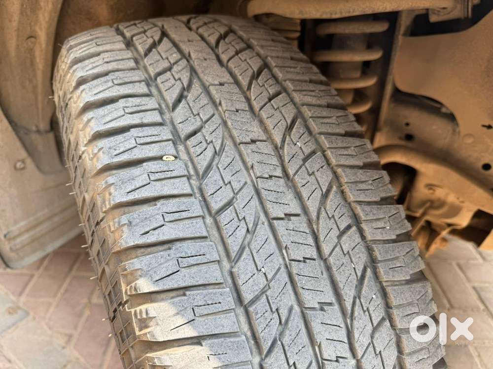 Toyota Fortuner Pearl White At Diesel Excellent Maintenance