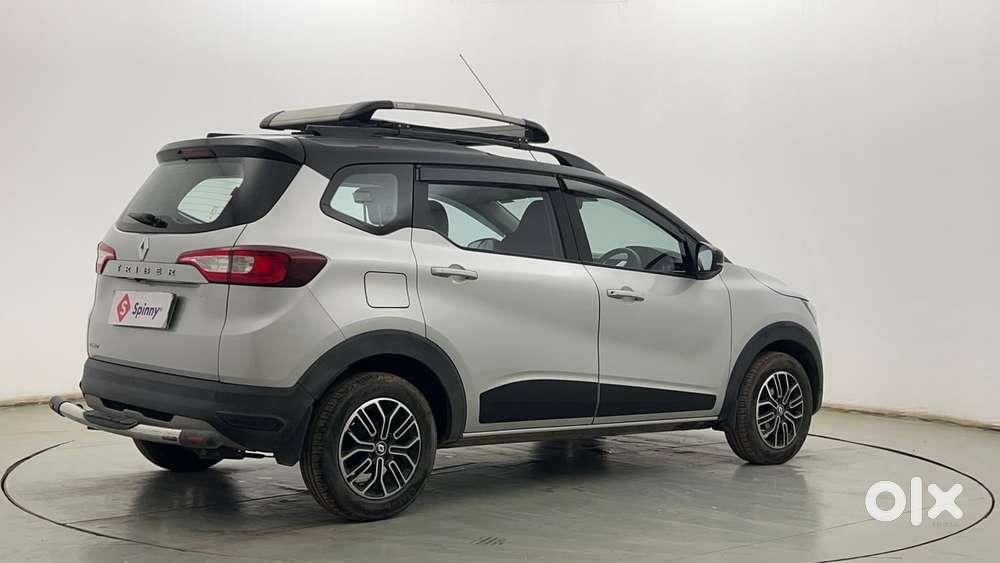 Renault Triber 1.0 Rxz Dual Tone, 2022, Petrol