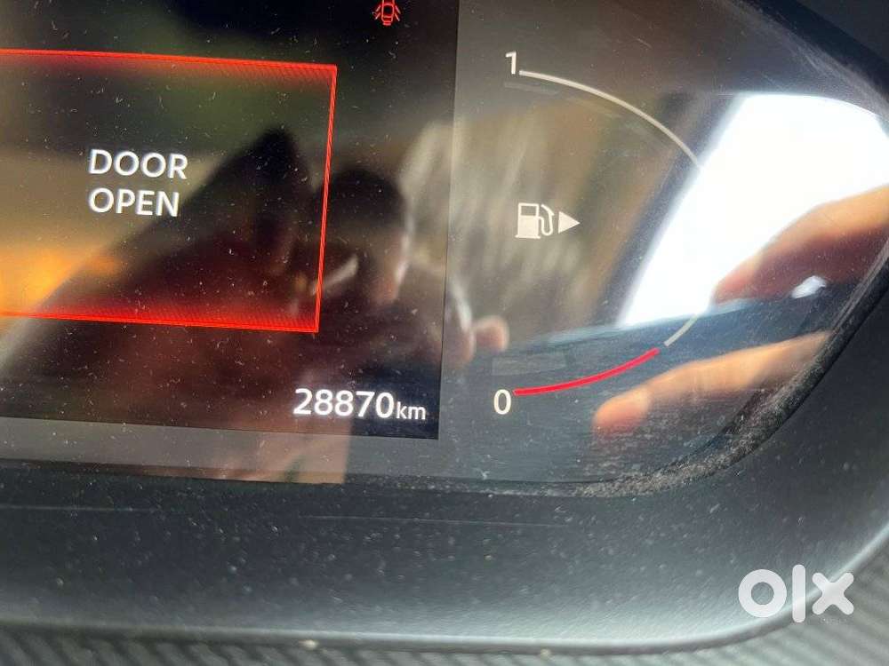 Nissan Magnite N-connecta Mt, 2024, Petrol