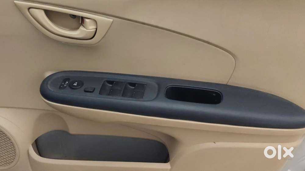 Honda Brio S Mt, 2014, Petrol