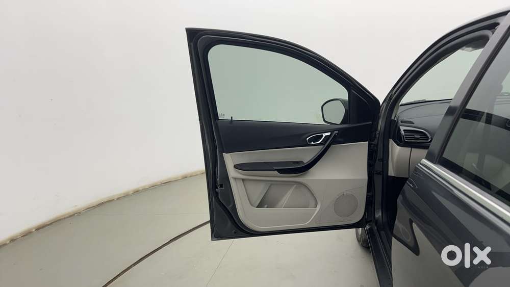 Tata Tigor Xza Plus, 2022, Petrol