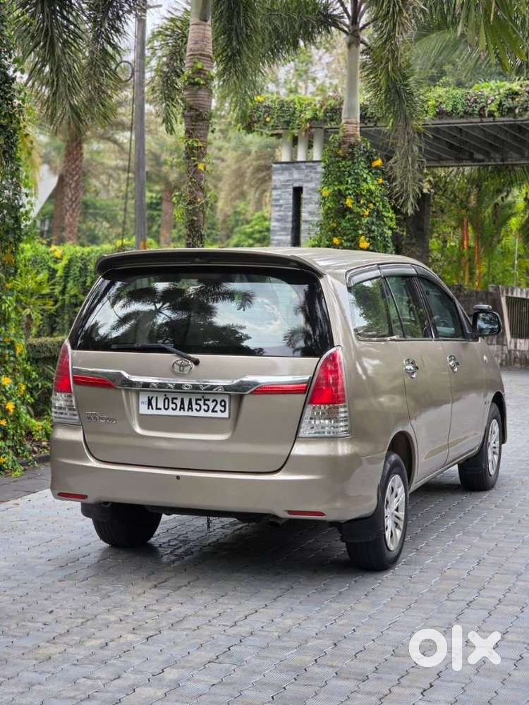 Toyota Innova, 2009, Diesel