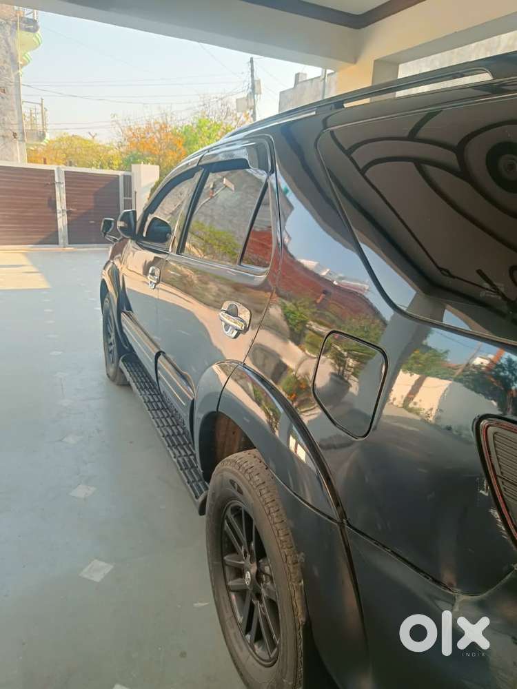Toyota Fortuner 2011-2016 4x4 Mt, 2014, Diesel