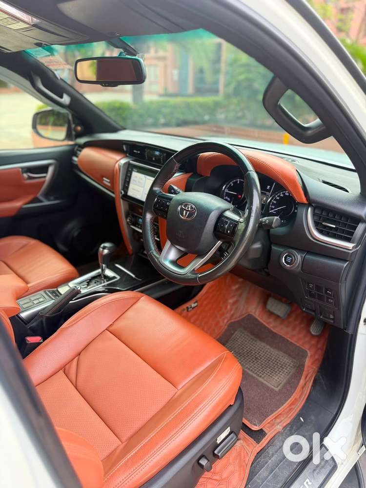 Toyota Fortuner Legender 4x2 At 2.8, 2023, Diesel