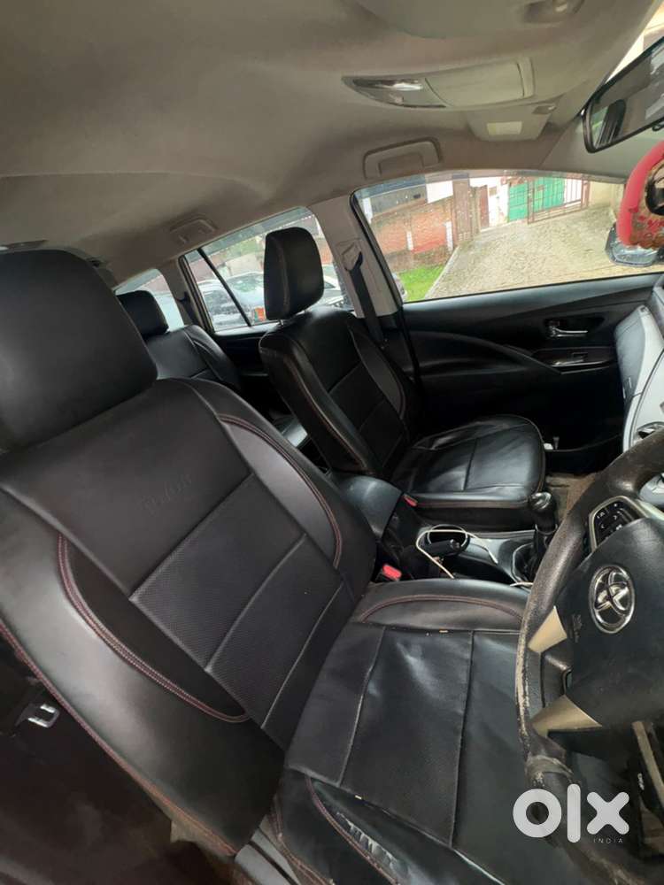 Toyota Innova Crysta 2023