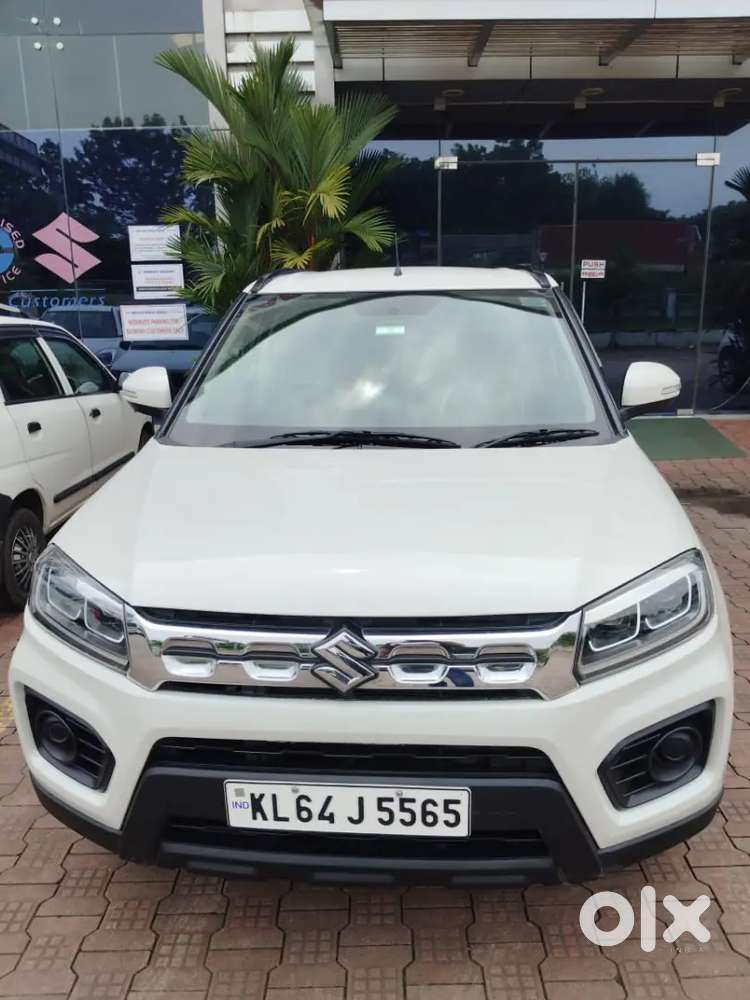 Maruti Suzuki Brezza 2025 Petrol 61682 Km Driven
