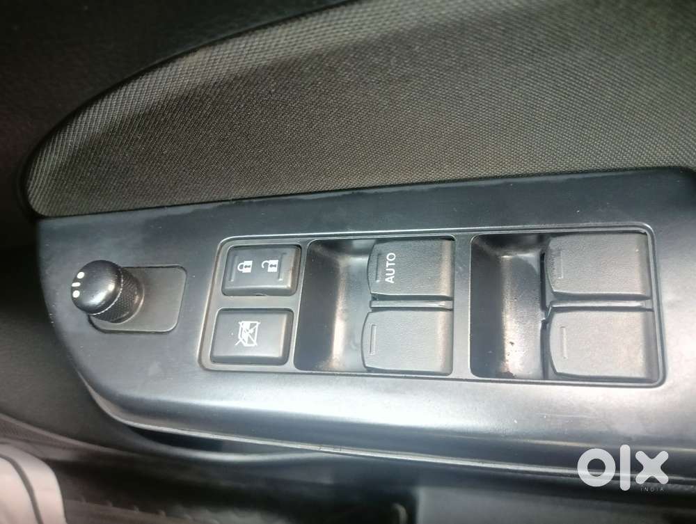 Maruti Suzuki Swift 2011-2014 Vxi, 2014, Petrol