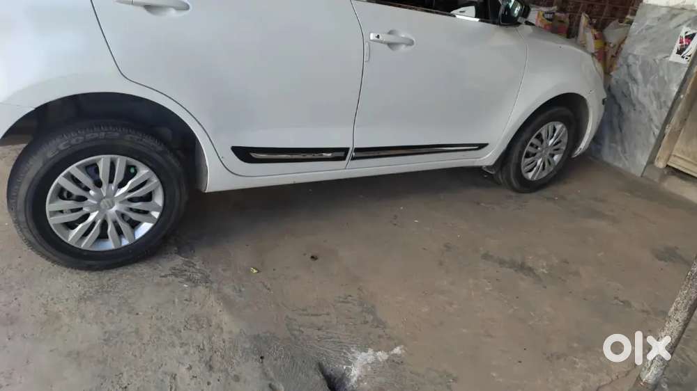 Maruti Suzuki Dzire 2023 Petrol Well Maintained