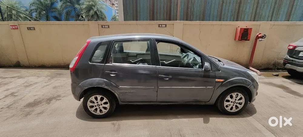 Ford Figo 1.4 Titanium Diesel 2012