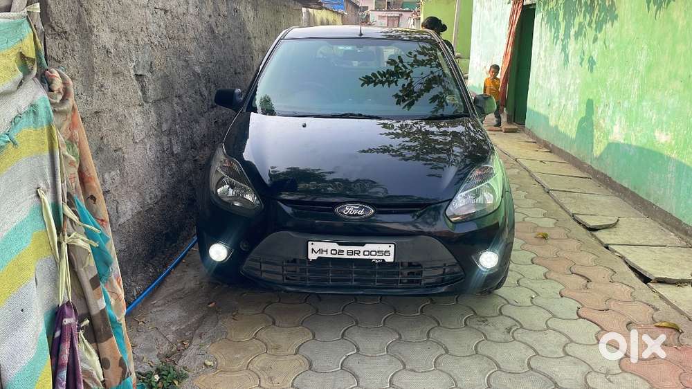 Ford Figo Titanium 2011