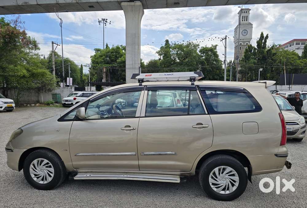 Toyota Innova 2.5 G (diesel) 8 Seater, 2008, Diesel