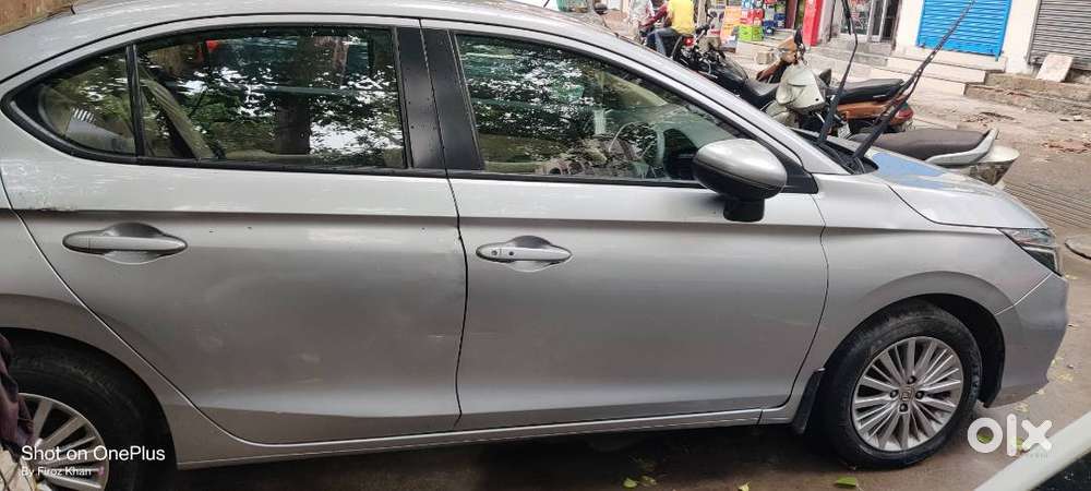 Honda City 5th Gen V Mt Petrol