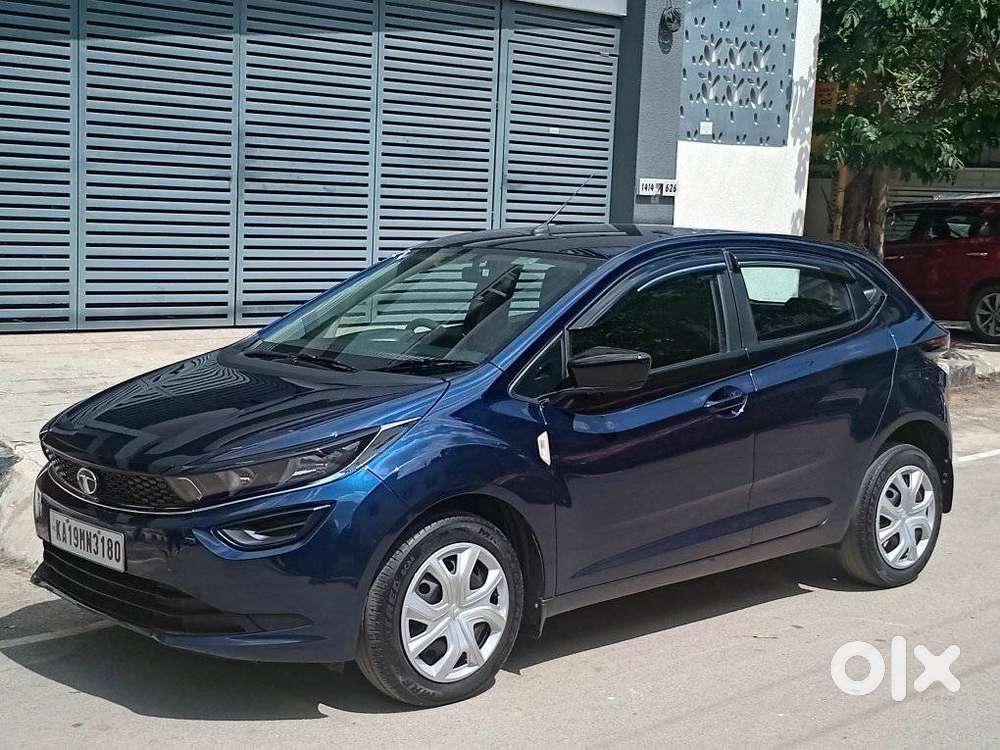 Tata Altroz 1.2 Xm Plus, 2023, Petrol