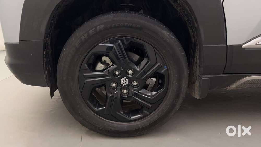 Maruti Suzuki Vitara Brezza 1.5 Zxi At, 2024, Petrol