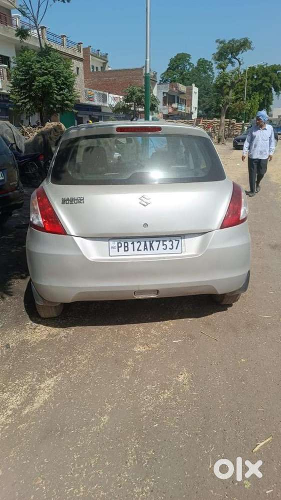Maruti Suzuki Swift 2016 Petrol Well Maintained
