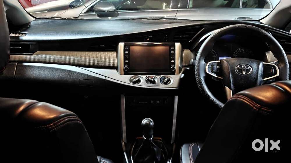 Toyota Innova Crysta 2.4 G Mt, 2022, Diesel