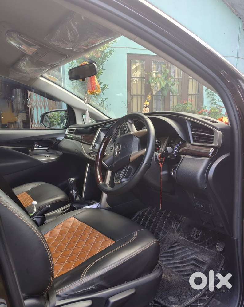 Toyota Innova Crysta Diesel 2022 Variant
