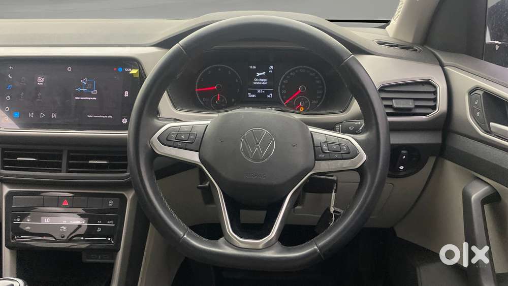 Volkswagen Taigun Topline 1.0 Tsi Mt (electric Seats), 2023, Petrol