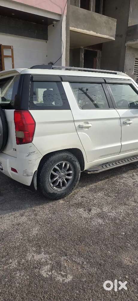 Mahindra Tuv 300 2019 Diesel Well Maintained