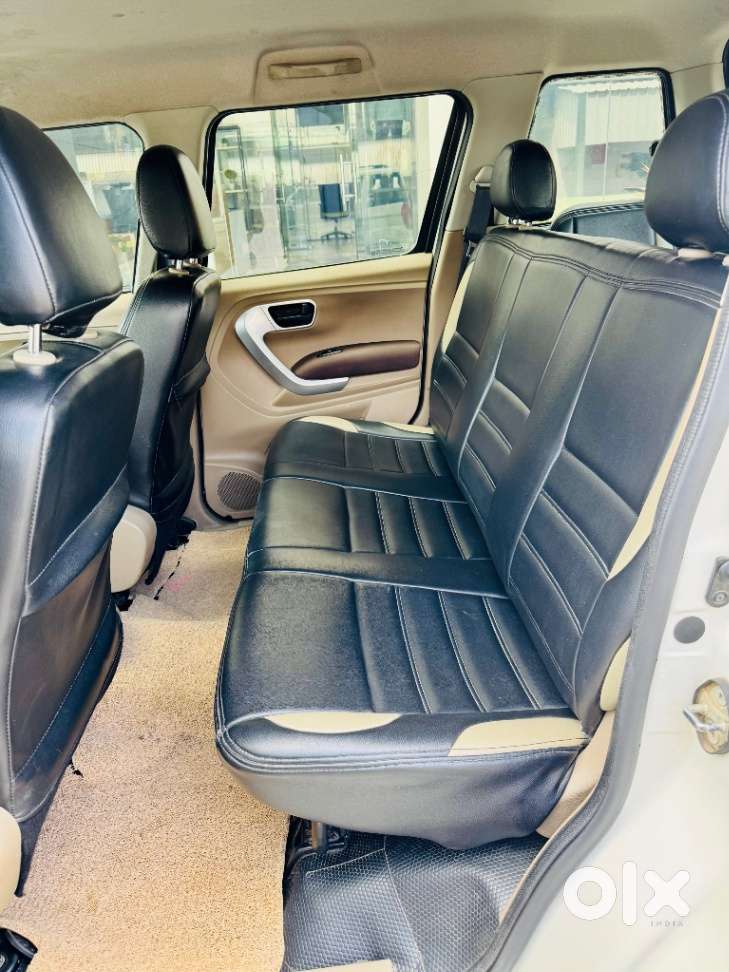 Mahindra Tuv 300 T8 Amt (automatic), 2016, Diesel