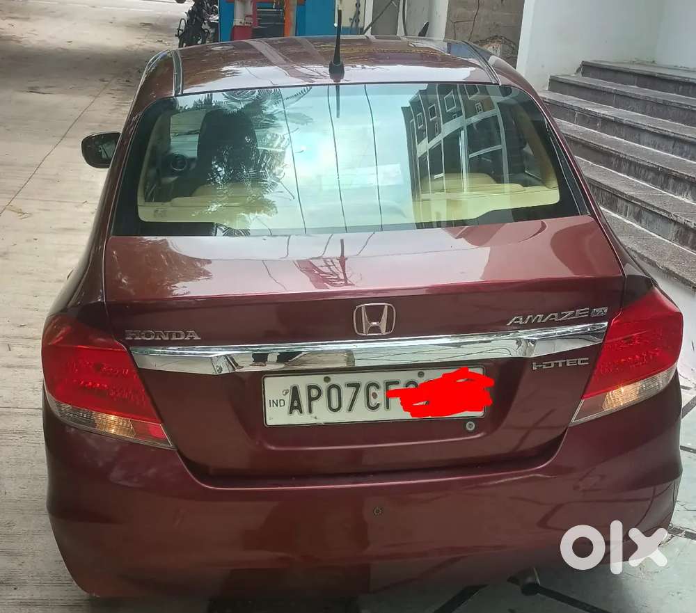 Honda Amaze 2014 Diesel Well Maintained.top End Model, 2 Air Bags.
