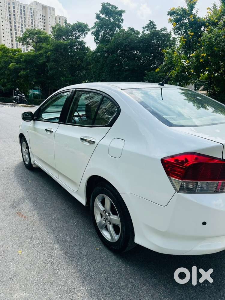 Honda City Petrol V At 2011