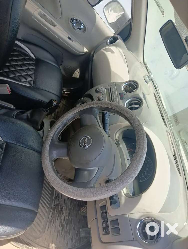 White Colour Top Model 2013