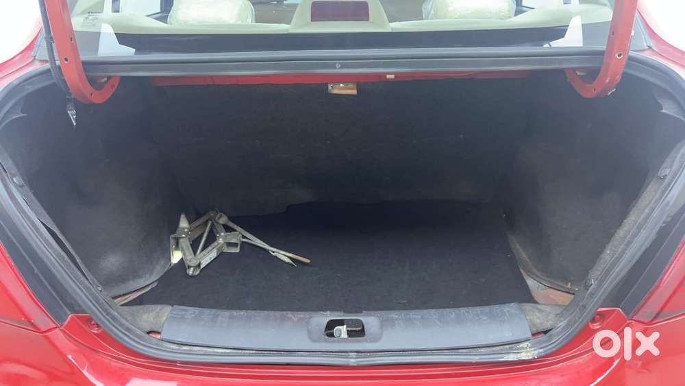 Maruti Suzuki Swift Dzire 1.3 Vxi, 2012, Petrol