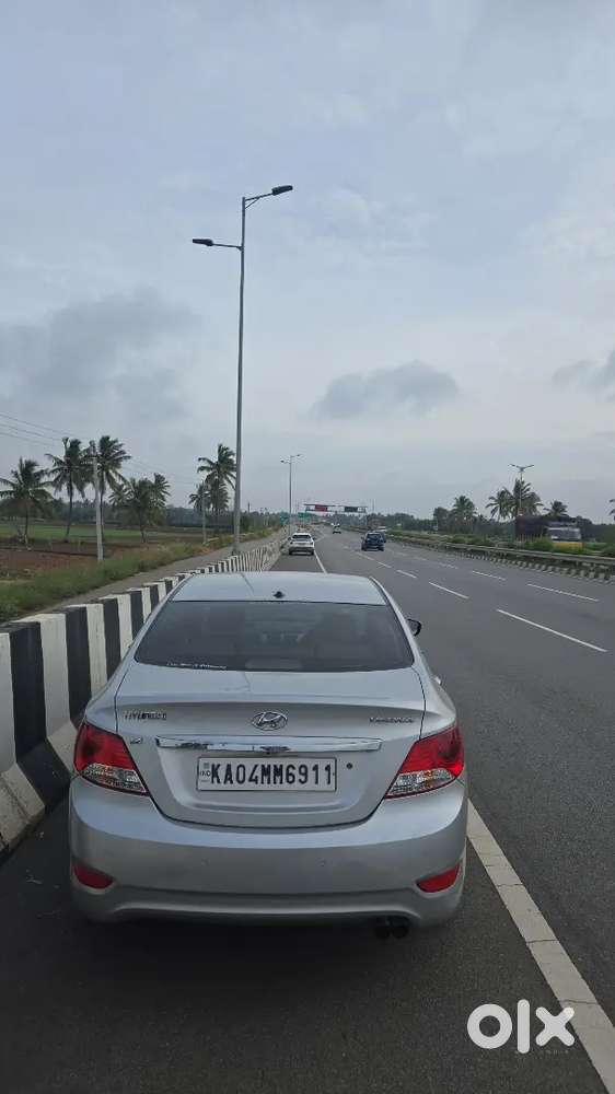 Hyundai Verna 1.6 Crdi 2013