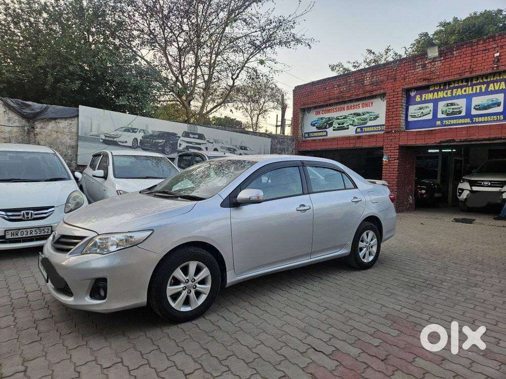 Toyota Corolla Altis 2010-2013 Aero 1.8 J, 2012, Petrol