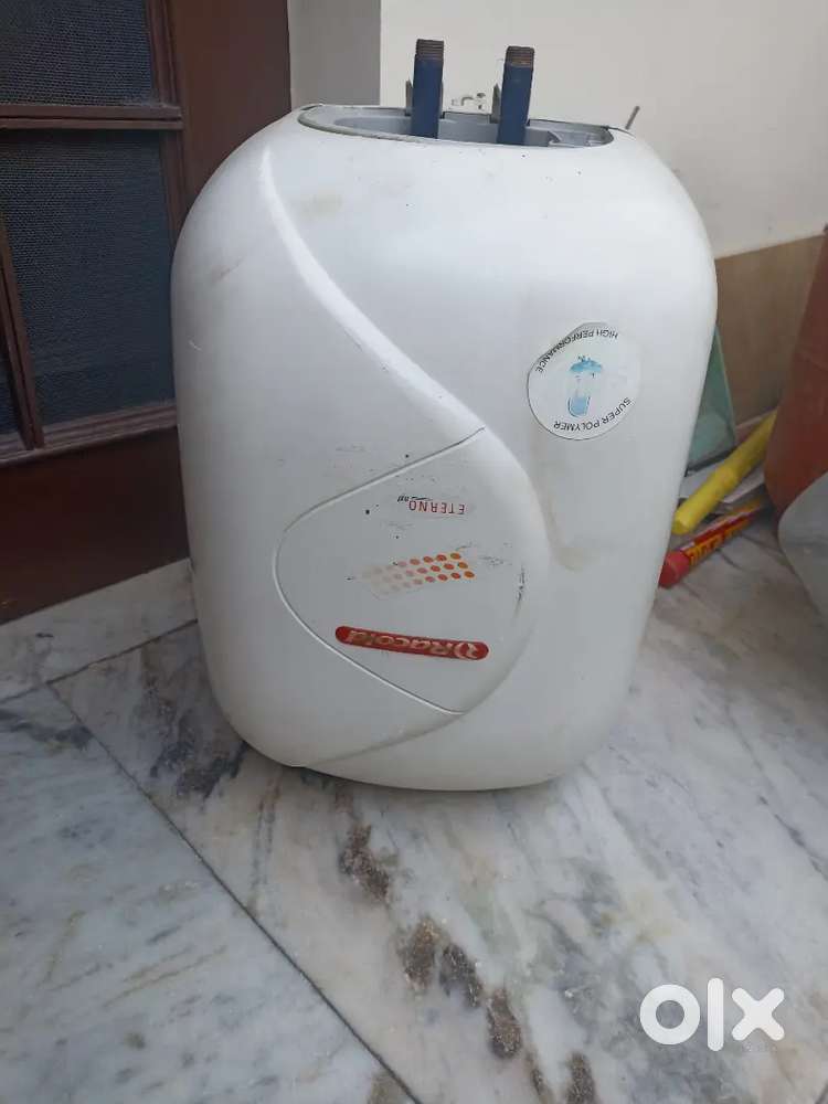Electric water heater